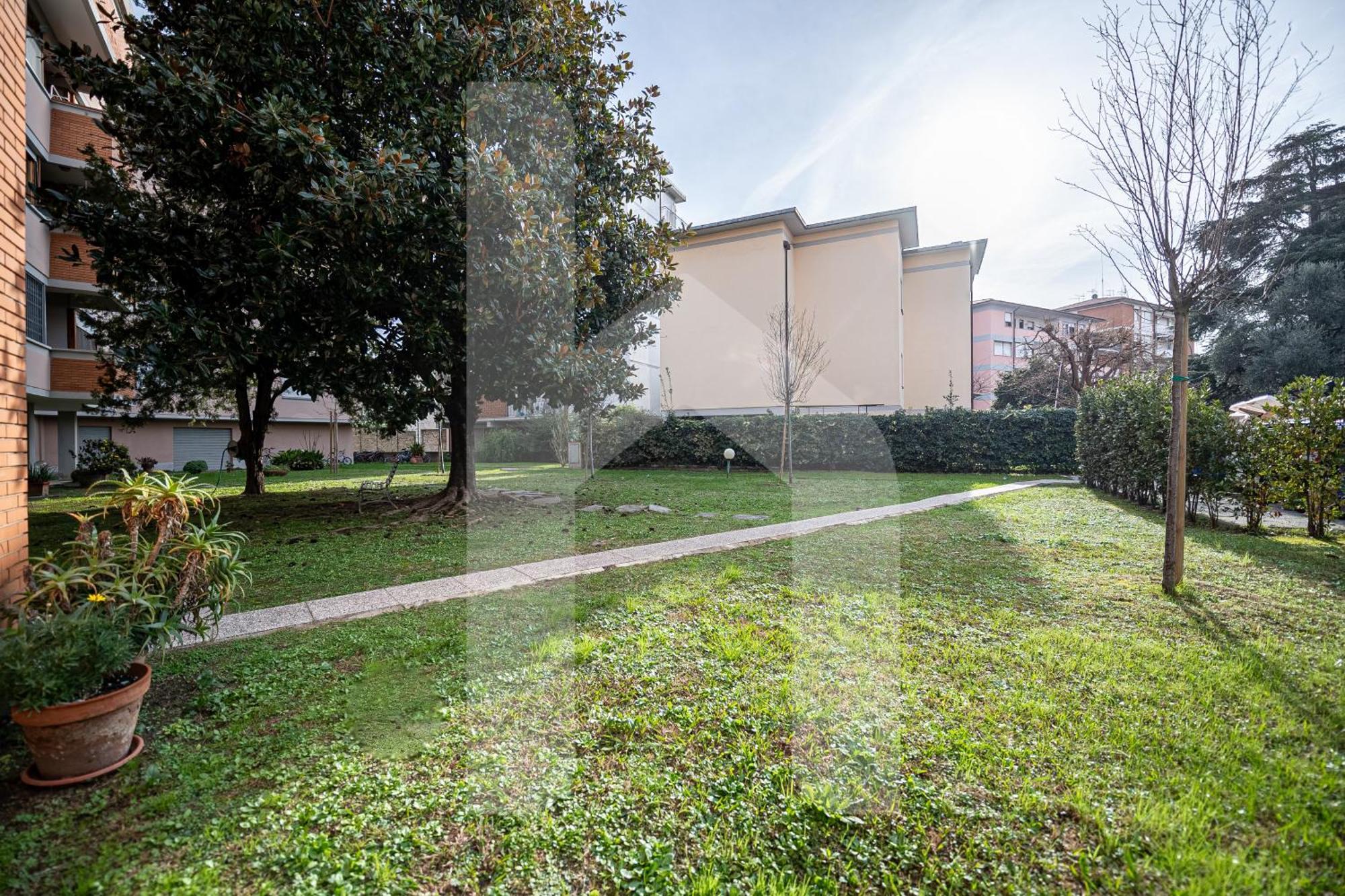 Homiday - Pisa - Elegant Apartment- 3 Camere 2 Bagni Dış mekan fotoğraf